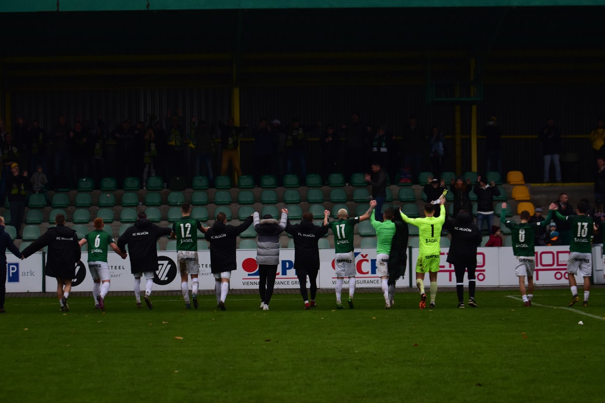 Hlučín ve Velmezu naplno bodoval a nadále pronásleduje první Kroměříž!