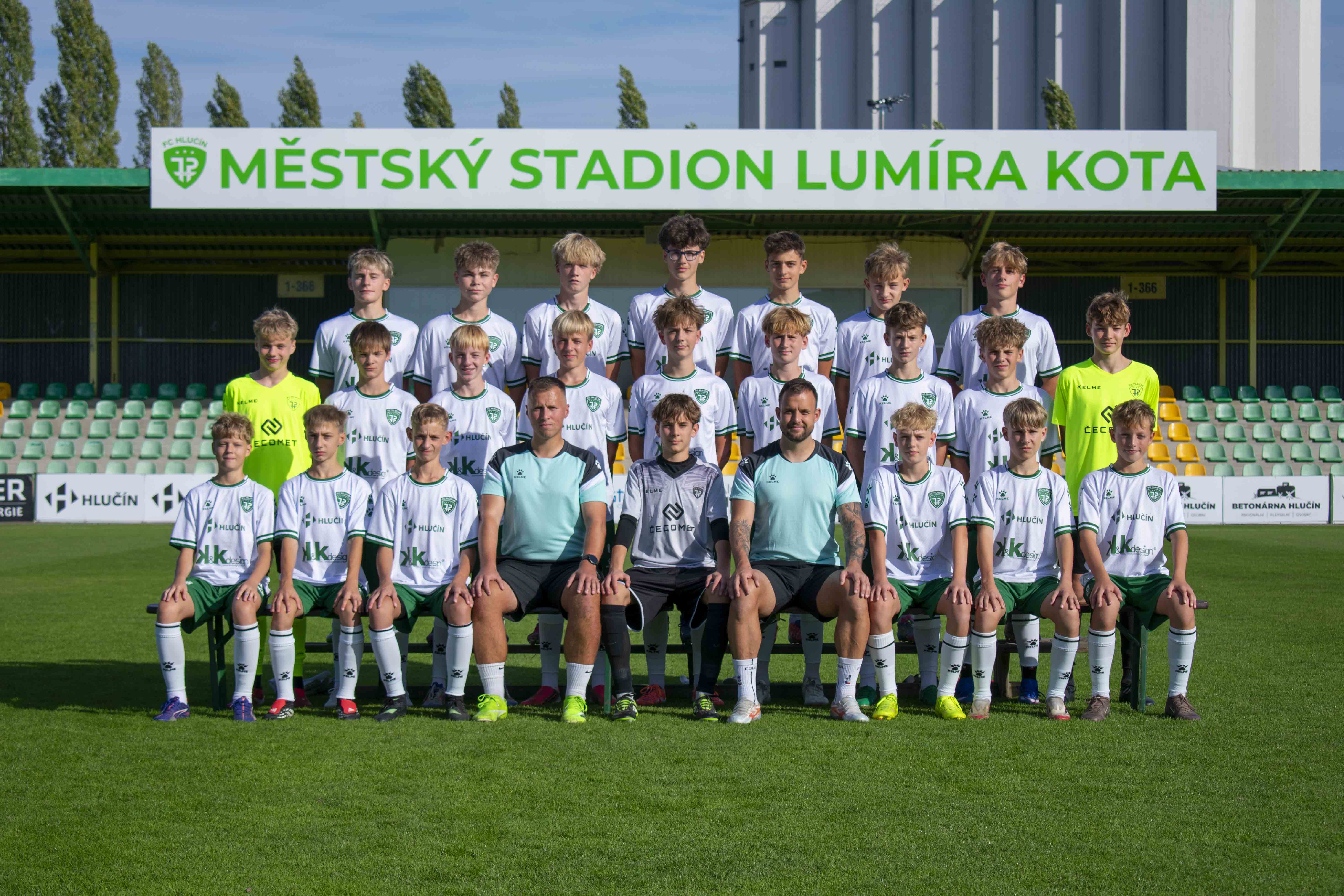 u15